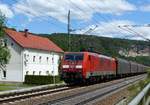 DB Cargo 189 062-3 (9180 6189 062-3 D-DB) mit einem geschlossenen Güterzug aus Tschechien Richtung Norden am 30.5.2020
