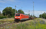 189 060 schleppte am 21.06.20 einen gemischten Güterzug durch Peißen Richtung Halle(S).
