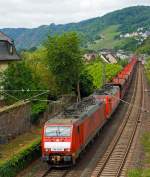   189 039-1 und eine weitere Siemens ES64F4  der DB Schenker Rail Deutschland AG ziehen am 21.06.2014 einen leeren Erzzug (Falrrs 153 Wagen), über die Moselstrecke (KBS 690) durch Hatzenport in