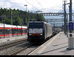 SBB - Lok 189 983 mit einem Güterzug bei der durchfahrt im Bahnhof von Arth-Goldau am 03.08.2019