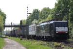MRCE Dispolok/ERS Railways ES 64 F4-999 am 4.5.13 mit einem Containerzug in Menden.