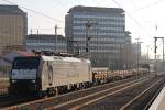 MRCE Dispolok/DB Schenker Rail ES 64 F4-290 (189 290) am 5.3.14 mit einem gemischten Güterzug in Düsseldorf-Rath.