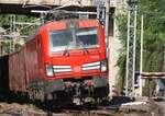 5 luglio 2021, locomotiva DB 191.014 in transito a Lonato ( Brescia ) alla trazione di un merci.