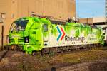 192 034 RheinCargo  Unterwegs mit �kostrom  in Krefeld Hbf, Januar 2021.