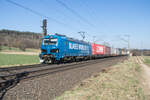 192 010-7 mit einem Containerzug bei Kerzell am 23.03.2022 