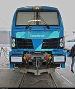 Blick auf die Front von 192 001-6 (Siemens Smartron) der Siemens AG, zu diesem Zeitpunkt zu Testzwecken vermietet an die InfraLeuna GmbH, die auf dem Gleis- und Freigelände der Messe Berlin