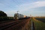 Ein Vectron von Railpool am 27.08.2015 auf dem Weg in den Sonnenuntergang kurz hinter Ingolstadt.