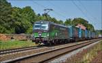 193 274 von ELL ist am 19.07.2017 mit einen Walterzug in Richtung Norden bei Vollmerz unterwegs.Bild wurde auf öffentlichen Gelände gemacht.