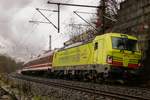 193 553 TXL am Schluss des Zuges in Ennepetal, November 2017.