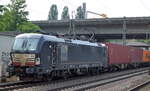 boxXpress.de GmbH, Hamburg [D] mit der MRCE Vectron  X4 E - 659  [NVR-Nummer: 91 80 6193 659-0 D-DISPO] und Containerzug verlässt den Hamburger Hafen am 07.06.21 Durchfahrt Bf. Hamburg-Harburg.