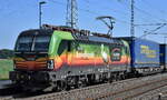 BUDAMAR LOGISTICS, a.s., Bratislava [SK] mit der  193 581-6  [NVR-Nummer: 91 80 6193 581-6 D-RAILL] und einem KLV-Zug am 27.09.23 Durchfahrt Bahnhof Rodleben.
