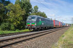 193 257-3 mit einem Aufliegerzug bei Kerzell am 14.09.2023 in Richtung Süden.