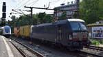 RTB Cargo - Rurtalbahn Cargo GmbH, Düren? mit der BRCE Vectron  X4 E - 872  [NVR-Nummer: 91 80 6193 872-9 D-DISPO] und einem Containerzug Richtung Hamburger Hafen am 21.05.24 Höhe Bahnhof Hamburg-Harburg.