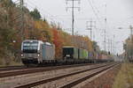 193 153 am 27. Oktober 2024 auf den südlichen Berliner Ring bei Diedersdorf mit einem Containerzug.



Deutschland / Güterverkehr / KLV-/Sattelauflieger-Züge, Deutschland / Unternehmen (L - Z) / Railpool GmbH, München ·Rpool·, Deutschland / E-Loks | Drehstrom | 91 80 / 6 193 · 7 193 BR 193 ·Vectron AC/MS· 'X4 E' Private