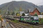 In Richtung Süden durchfährt die Rail Force One-193 947 am 09.11.2024 den Bahnhof Boppard