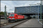 Am 21.09.2025 startete Snälltåget 193 288 pünktlich mit dem Nachtzug D300 Chemnitz - Malmö - Stockholm (Snälltåget) im Chemnitzer Hauptbahnhof zu seiner letzten Fahrt zurück nach Schweden. Der private Snälltåget verbindet normalerweise Malmö mit Berlin bzw. Dresden und war auf Initiative der Mitteldeutschen Regiobahn (MRB) an drei Terminen (09.-11.05., 01.-03.08. und 20.-21.09.2025) von Dresden in die Kulturhauptstadt Chemnitz 2025 verlängert worden.
