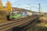 193 269-8 ist am 05.11.2025 mit einem Kesselzug bei Kerzell unterwegs.