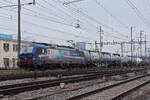 Siemens Vectron 193 518-8 durchfährt am 20.02.2026 den Bahnhof Pratteln.