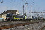 Doppeltraktion, mit den Loks 193 664-0 und 486 502-8 durchfährt am 09.03.2026 den Bahnhof Pratteln.