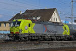 Siemens Vectron 193 106-0 durchfährt am 03.03.2026 den Bahnhof Pratteln.