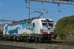 Siemens Vectron 193 486-8 der WRS durchfährt am 02.04.2026 den Bahnhof Pratteln.