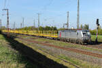 7193 007 akiem mit einem leeren Holzzug bei der Ausfahrt  aus nördlich vom Bahnhof Großkorbetha am 23.4.26 in Richtung Weißenfels.