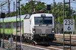 D-ELOC 7193 606-9 zog am 23.07.2026 ihren FLX 10 (FLX 1245) von  Hamburg Hbf (AH) nach Stuttgart Hbf (TST). Hier bei der Durchfahrt in B�chen (ABCH).