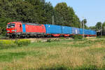 Vectron 193 311 ex DB Cargo und nun in Händen von Railpool mit dem blauen Strich am 12.08.26 bei Ostermünchen.