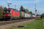 6193 041 beacon ex DBC mit einem über 600 Meter langen KLV am 29.9.2026 bei Eglharting.