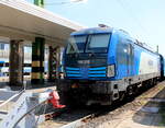 M�V-START 193 210 mit dem IC 865  Balaton  aus Keszthely, am 01.08.2026 in Budapest-D�li.
