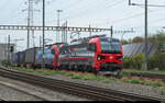SBB Cargo - Lok 91 80 7 193 883-9 + 193 ... vor G�terzug unterwegs in Pratteln am 07.10.2026