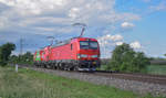 193 314 + 193 312  Das ist Grün  als T 67927 von Mannheim nach Basel am 01.06.2018 bei Buggignen, hier etwas weiter vorne.