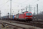 Siemens Vectron der DB 193 313-4 durchfährt den badischen Bahnhof.