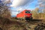 193 325 zog am 7.3.19 seinen Mischer durch Tiefenbroich seinem Ziel Köln-Gremberg entgegen