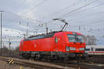 Siemens Vectron der DB 193 323-3 durchfährt solo den badischen Bahnhof.