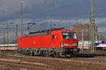 Siemens Vectron 193 317-5 der DB durchfährt solo den badischen Bahnhof.