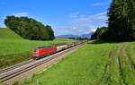 193 347 mit einem Güterzug am 19.08.2021 bei Straß.