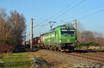 193 560 führte am 07.12.21 einen Bertschi-Containerzug durch Greppin Richtung Bitterfeld. Ziel des Zuges ist der Chemiestandort Ruhland.