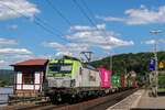 Captrain 193 895 mit Containerzug am 22.07.2020 in Königstein.