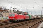 DB 193 353 & DB 189 im Schlepp in K�ln West, Februar 2020.