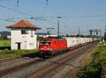 Die 193 331 mit einem KLV-Zug  am 16.05.2020 bei der Durchfahrt in Hirscheid.