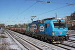 DB-193_369(91 80 6193 369-6 D-DB) mit  Starke Cargo -Werbung (Vectron-MS Siemens2019 FNr22573) unterwegs mit Güterzug Richtung Süden.
