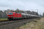 193 399 schleppte am 10.04.26 einen Silozug durch J�trichau Richtung Magdeburg.