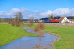 193 339 DB Cargo mit einem KLV-Zug bei Oberdachstetten Richtung Ansbach, 09.04.2022