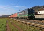193 201 mit Containerzug in Fahrtrichtung Norden. Aufgenommen am 13.02.2016 in Ludwigsau-Friedlos.