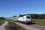 193 813 mit dem  Alpen-Sylt-Nachtexpress  am 4. Oktober 2020 bei Grabenstätt im Chiemgau.