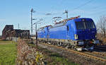 RTB Cargo übernimmt zwei neue Vectron-Lokomotiven.
193 564 und 193 565 noch ohne Beklebung am 18.12.2020
in Duisburg.