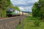 193 236 ELL/WLC mit einem Containerzug bei Postbauer-Heng Richtung Nürnberg, 10.05.2020