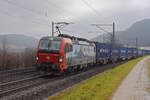Siemens Vectron 193 477-7 fährt Richtung Bahnhof Frick. Die Aufnahme stammt vom 28.01.2022.