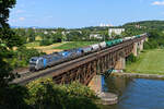 Am 12. Juni 2022 waren die 193 816 und 485 der Rurtalbahn Cargo mit einem langen Getreidezug aus Osteuropa nach Belgien unterwegs. Beim Überqueren der Donau bei Regensburg Prüfening konnte ich das Tandem mit dem schweren Ganzzug aufnehmen.